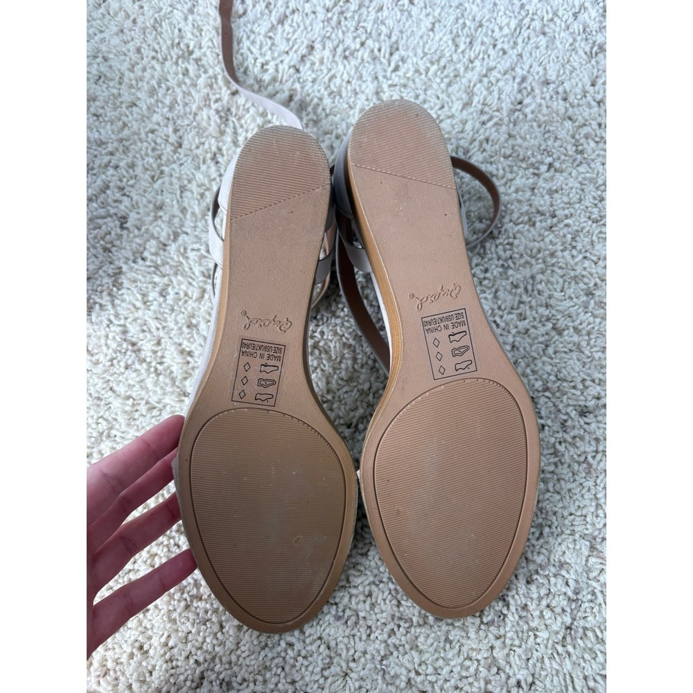 Qupid Wedge Sandals 9 Taupe LIAM-04 Distressed PU Ankle Strap Caged Toe - Picture 6 of 6